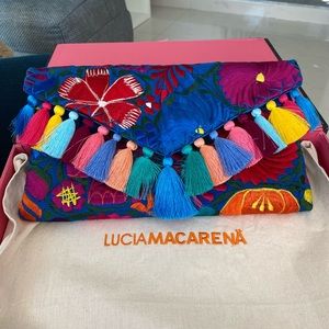 NEW Lucia Maracarenä Clutch Embroidered Tropical